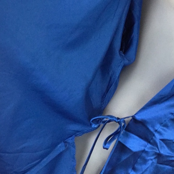 Frederick’s of Hollywood Blue Satin Kimono Robe Size M - Picture 3 of 6